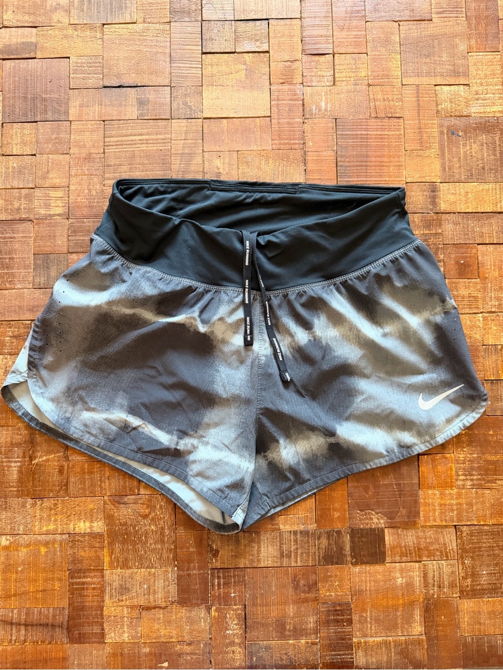Nike Women's Black & Gray Tie-Dye Athletic Shorts